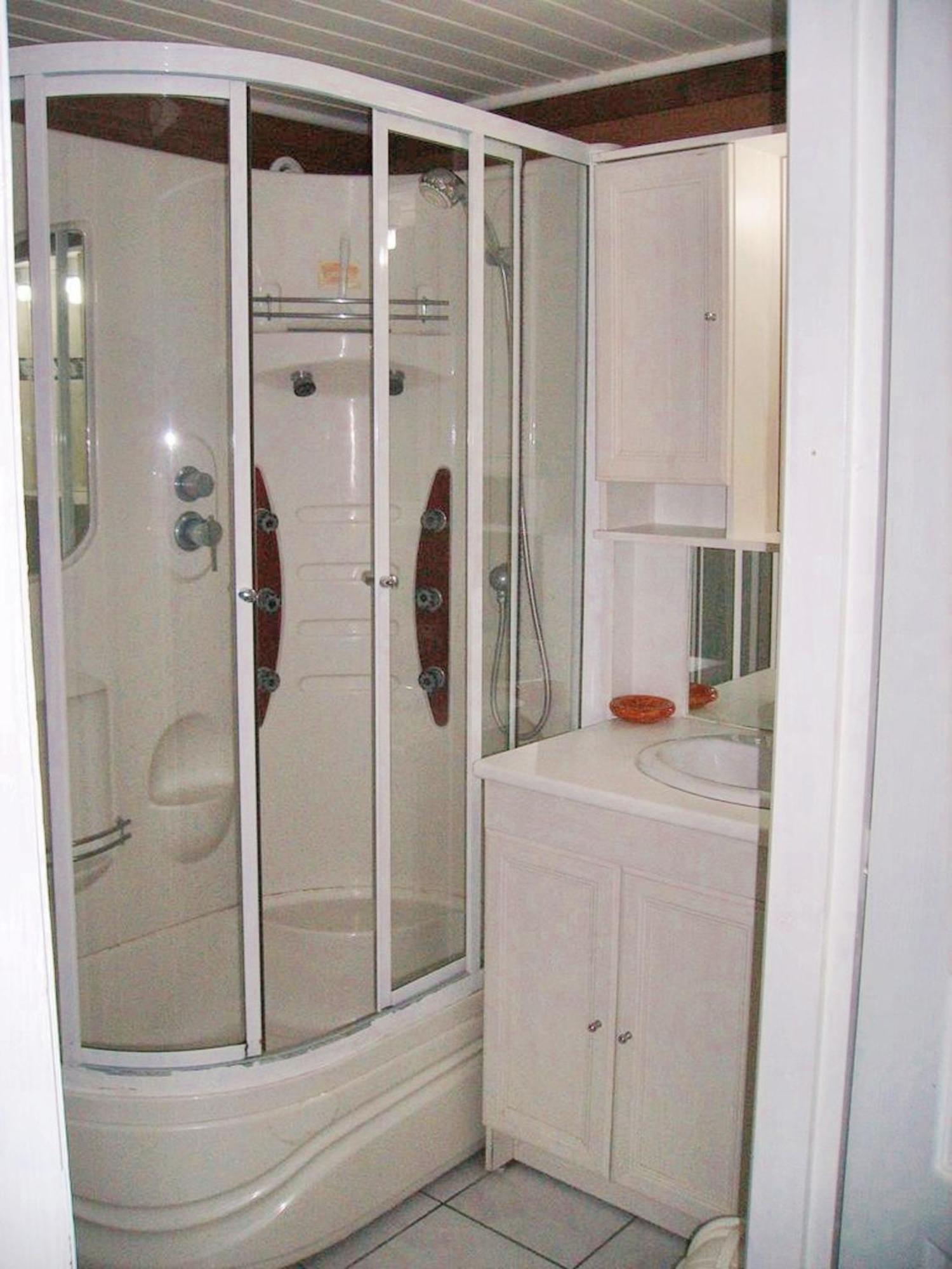 Appartement de 2 chambres avec jardin clos et wifi a Breuillet Breuillet  Extérieur photo